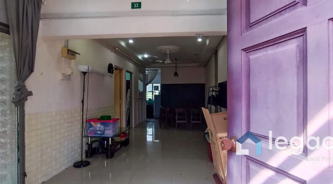teres-setingkat-corner-lot-untuk-dijual-di-desa-chemor-impian-13