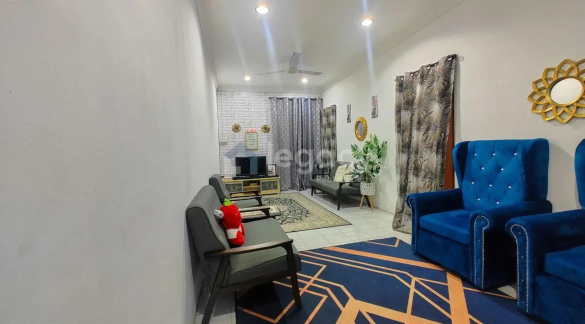 teres-setingkat-untuk-dijual-di-taman-fasa-2c-seri-manjung-05