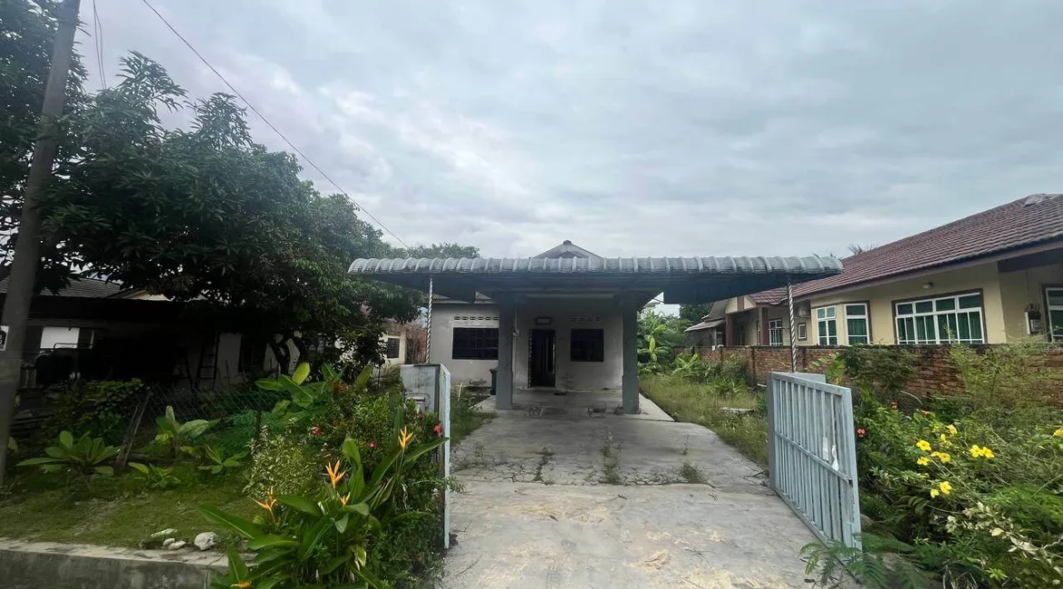 banglo-setingkat-untuk-dijual-di-kampung-tawas-tambahan-ipoh-02