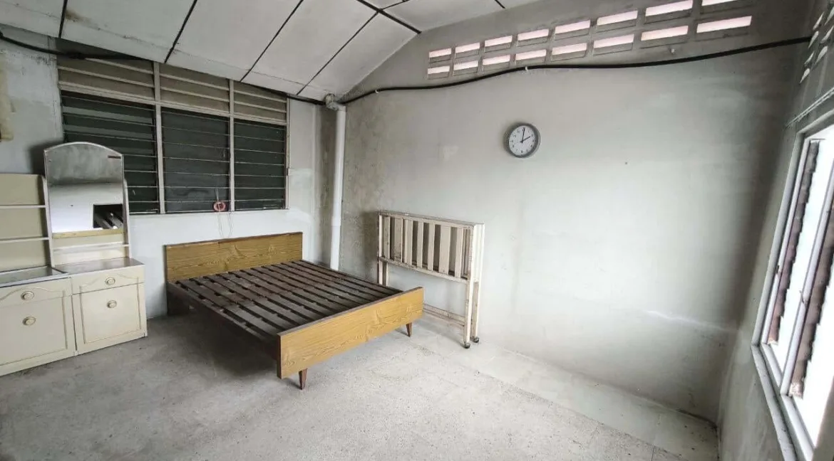 rumah-berkembar-untuk-dijual-di-taman-kenari-kuala-kangsar-08