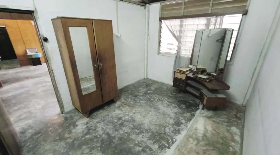 rumah-berkembar-untuk-dijual-di-taman-kenari-kuala-kangsar-10