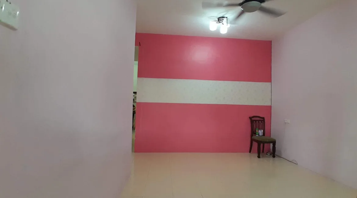 rumah-teres-setingkat-untuk-dijual-di-lakeville-seri-iskandar-08