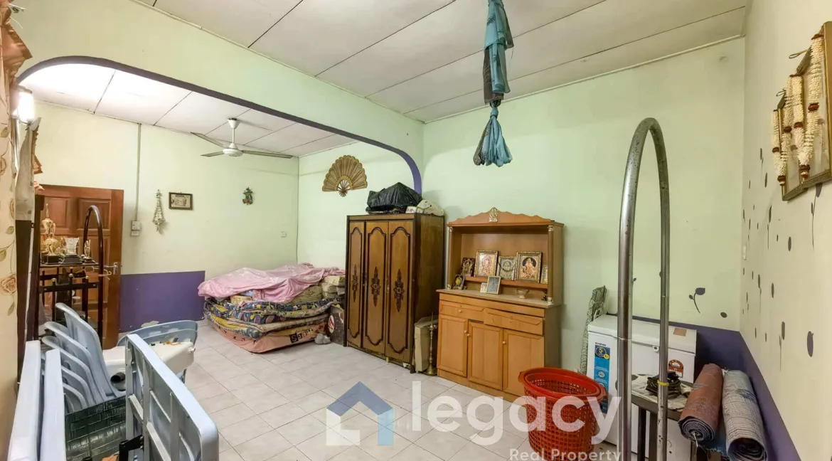 rumah-teres-setingkat-untuk-dijual-di-taman-anson-highland-park-tapah-08