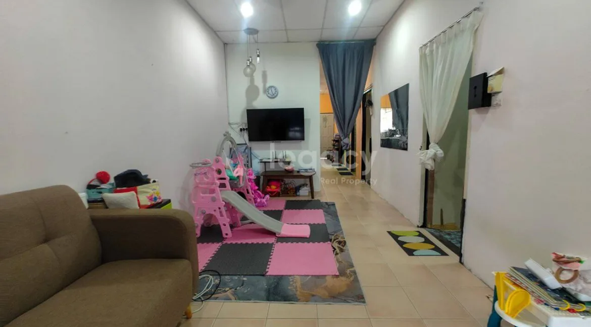 rumah-teres-setingkat-untuk-dijual-di-taman-fasa-2-i-seri-manjung-05