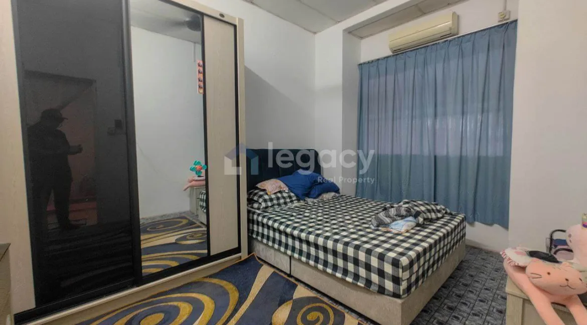 rumah-teres-setingkat-untuk-dijual-di-taman-fasa-2-i-seri-manjung-13