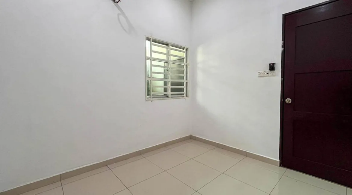 rumah-untuk-dijual-taman-simpang-bersatu-simpang-16