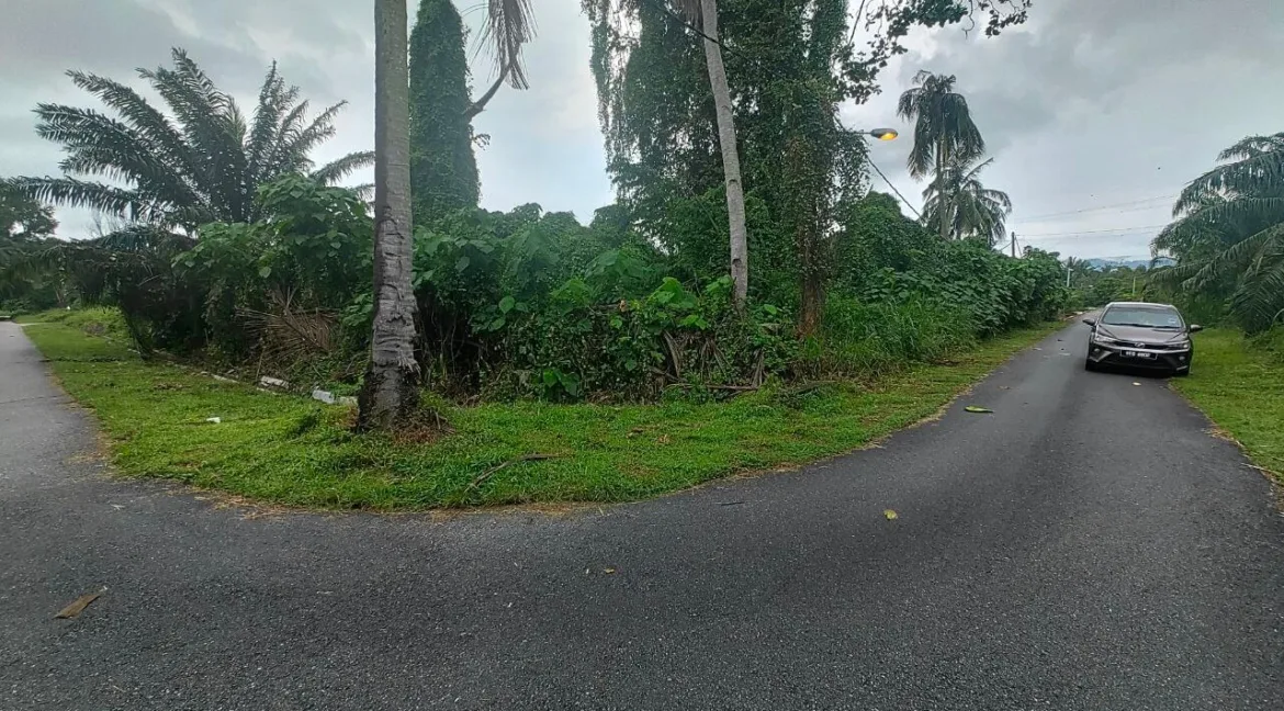 tanah-lot-banglo-corner-lot-teluk-penchalang-seri-manjung-03