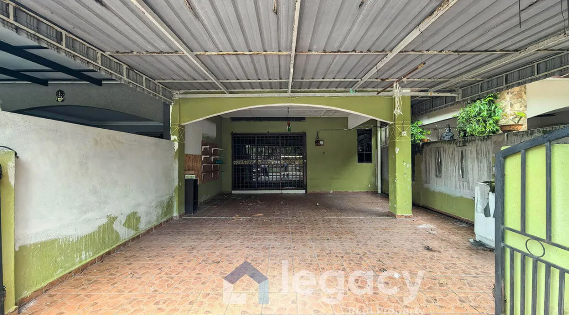 teres-2-tingkat-untuk-dijual-di-desa-manjung-raya-venice-intan-02