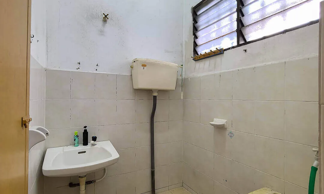 teres-2-tingkat-untuk-dijual-di-desa-manjung-raya-venice-intan-13