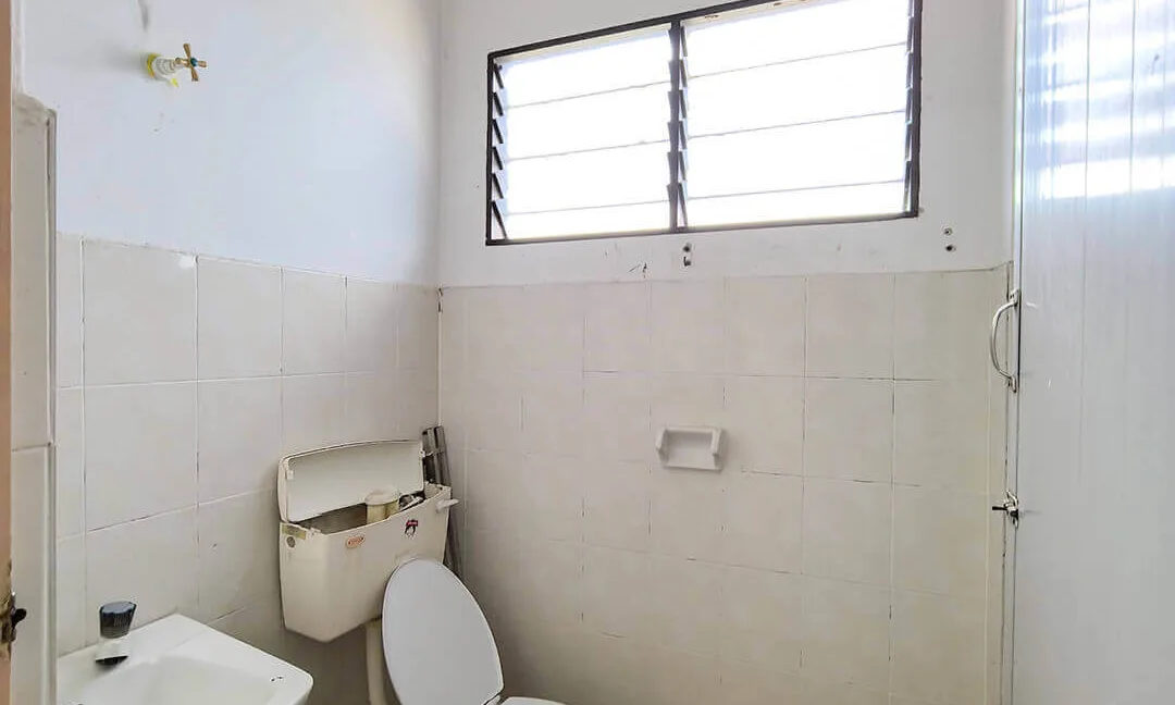 teres-2-tingkat-untuk-dijual-di-desa-manjung-raya-venice-intan-14