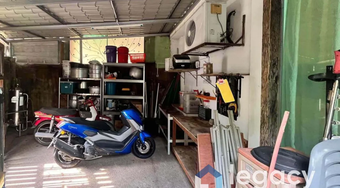 teres-dua-tingkat-untuk-dijual-di-bandar-utama-batang-kali-20