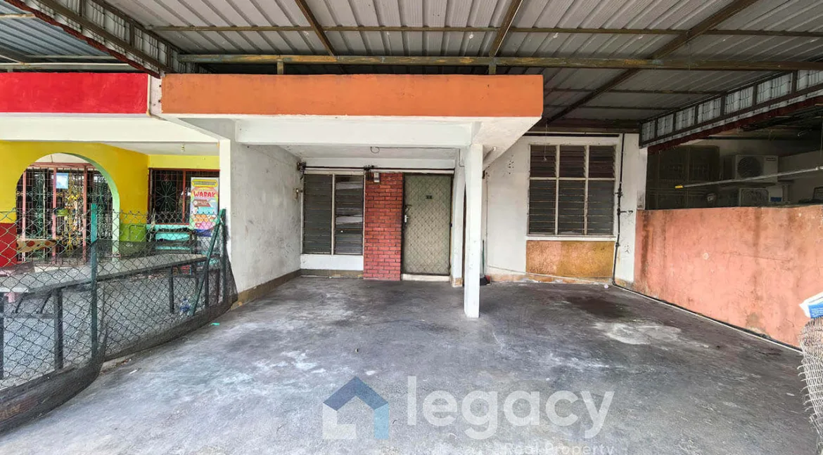 teres-setingkat-untuk-dijual-di-fasa-1e-seri-manjung-02