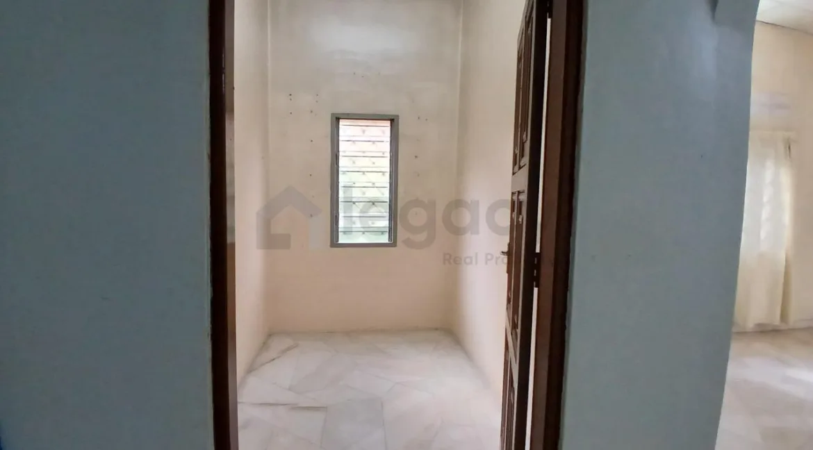 banglo-setingkat-untuk-dijual-di-rpt-batu-8-ulu-kinta-10