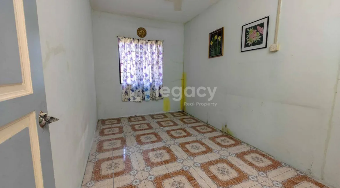rumah-banglo-setingkat-untuk-dijual-di-changkat-desa-batu-gajah-13