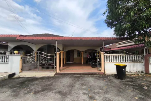 Rumah Berkembar Setingkat untuk dijual di Taman Damai, Parit Buntar