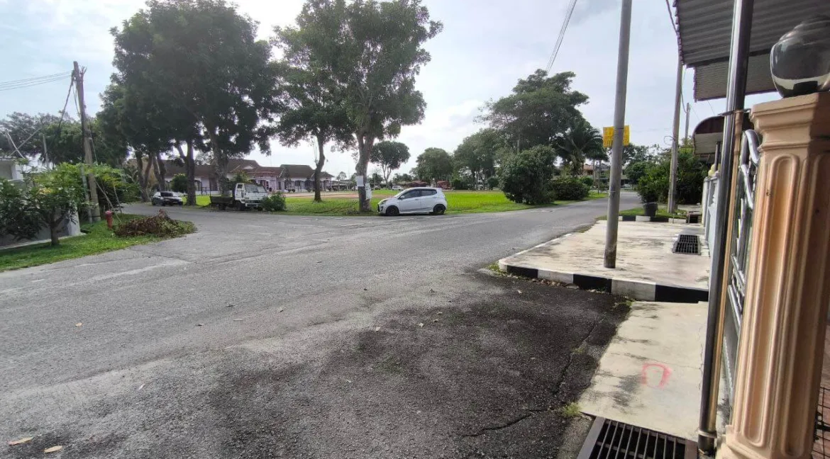 rumah-berkembar-setingkat-untuk-dijual-di-taman-damai-parit-buntar-04