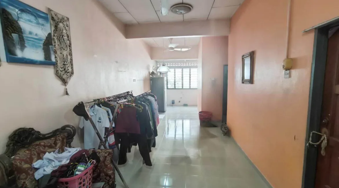 rumah-berkembar-setingkat-untuk-dijual-di-taman-damai-parit-buntar-14