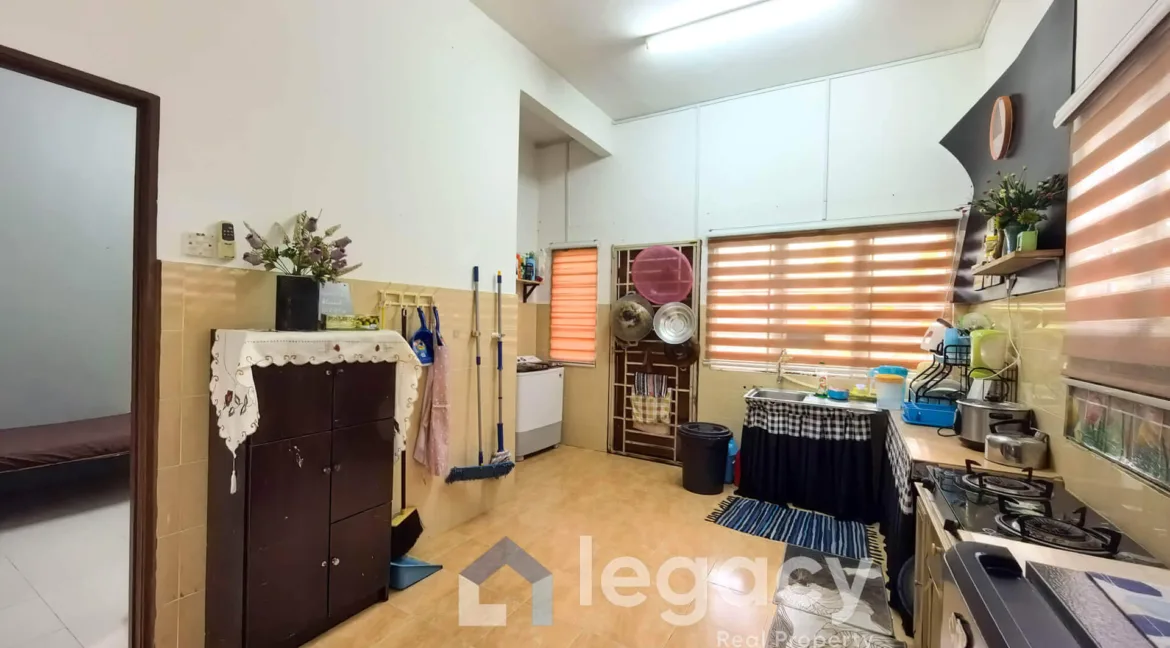 rumah-semi-d-2-tingkat-untuk-dijual-di-taman-wangsa-jaya-tanjong-malim-12