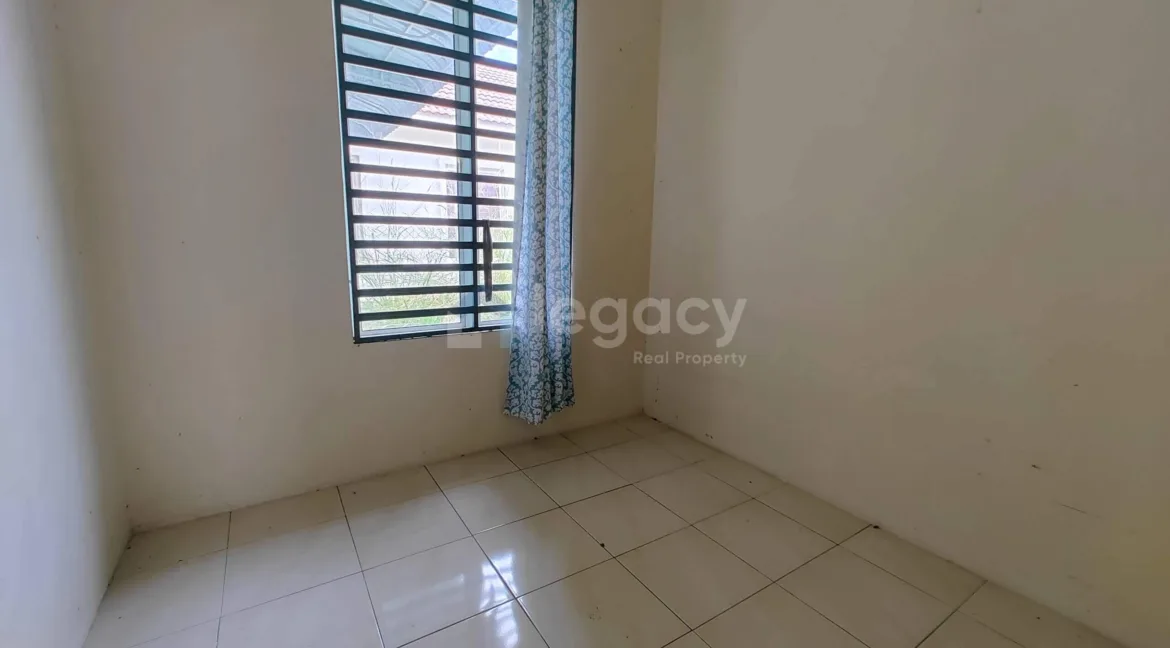 rumah-semi-d-untuk-dijual-di-puncak-iskandar-seri-iskandar-15