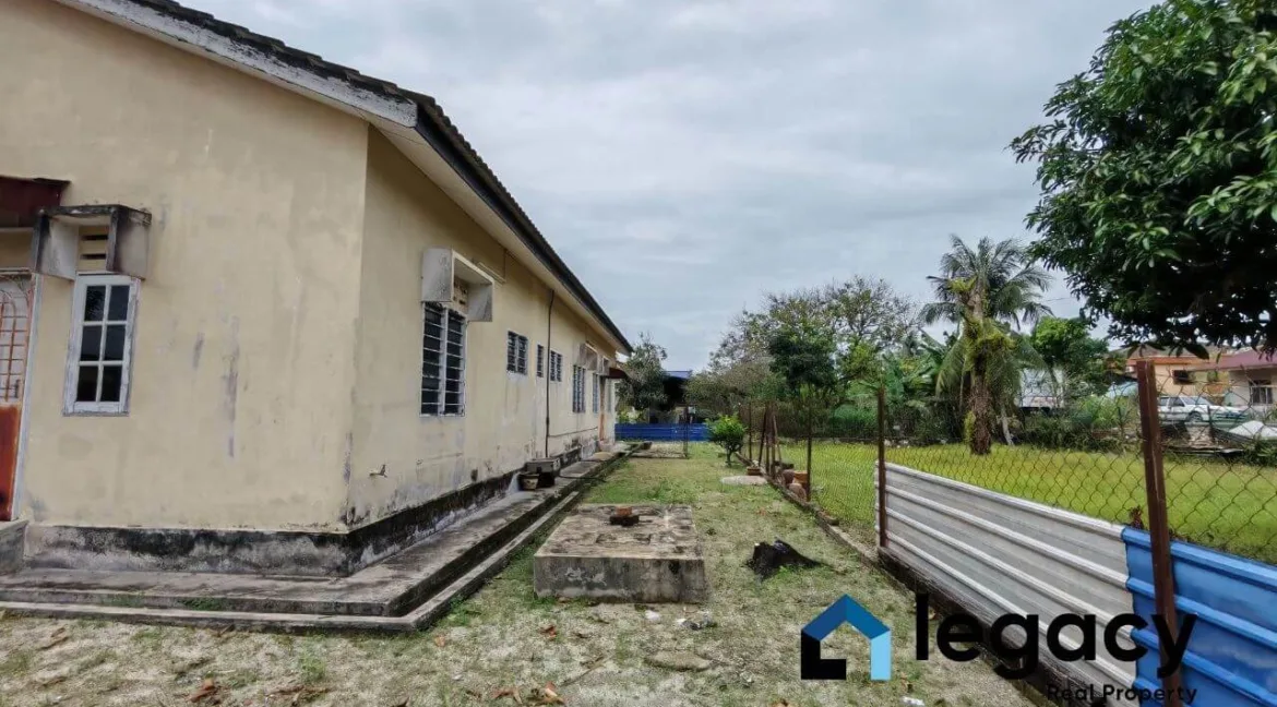 rumah-setingkat-untuk-dijual-di-kampung-boyan-taiping-06