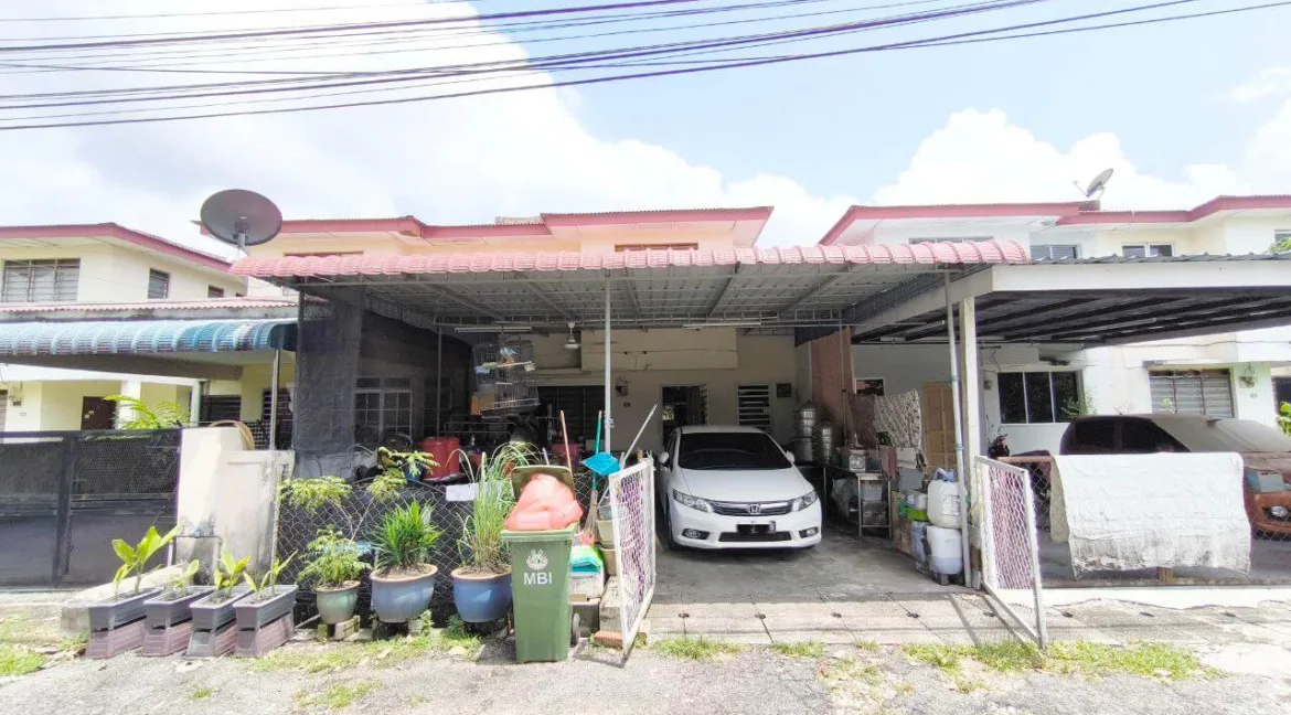 Rumah Teres 2 Tingkat Untuk Dijual Di Taman Halaman Meru Damai, Ipoh