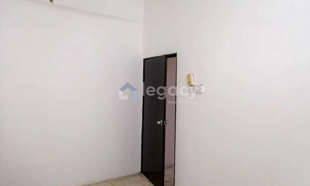 rumah-teres-setingkat-untuk-dijual-di-fasa-1b-seri-manjung-07