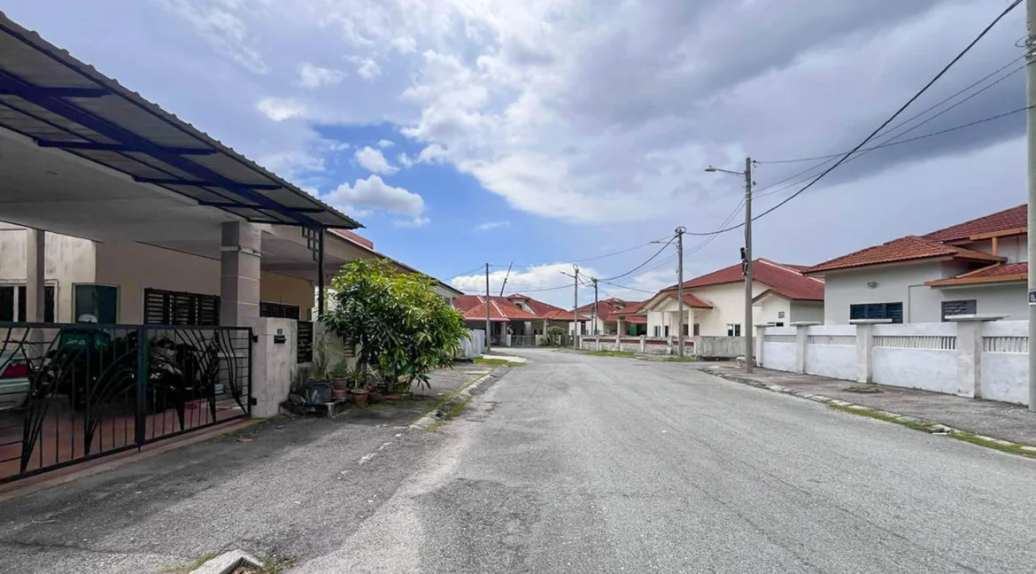rumah-teres-setingkat-untuk-dijual-di-panorama-lapangan-perdana-ipoh-08