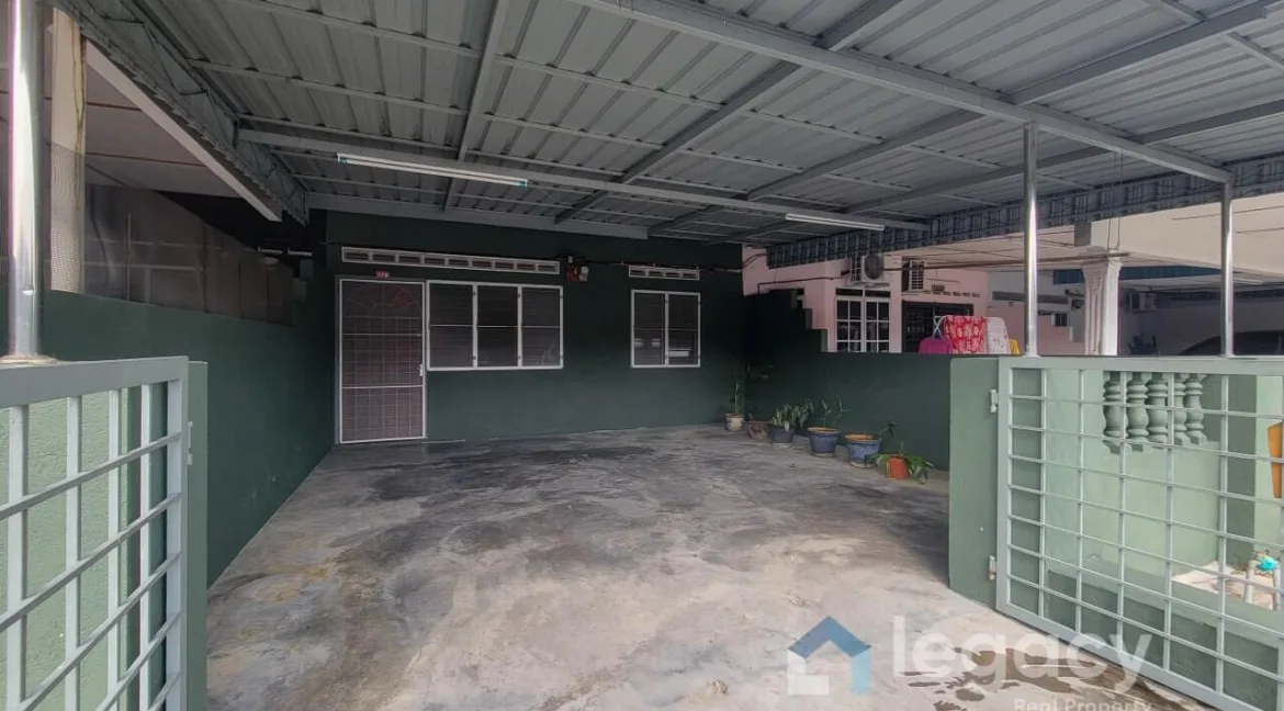rumah-teres-setingkat-untuk-dijual-di-taman-intan-mas-teluk-intan-05