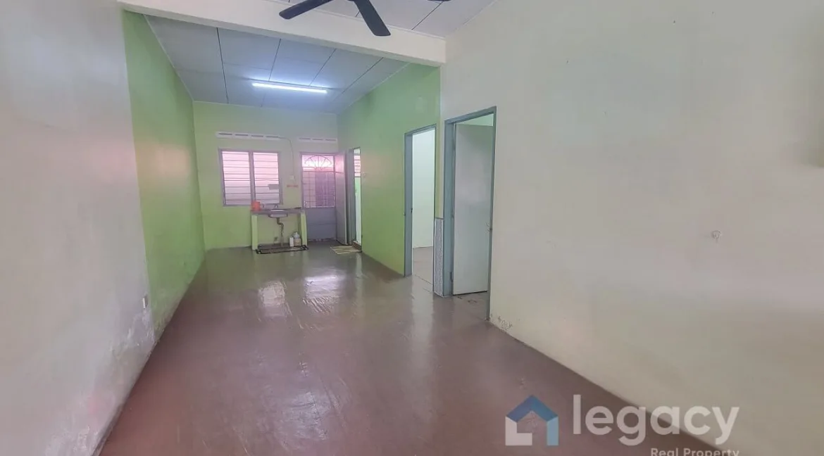 rumah-teres-setingkat-untuk-dijual-di-taman-intan-mas-teluk-intan-09