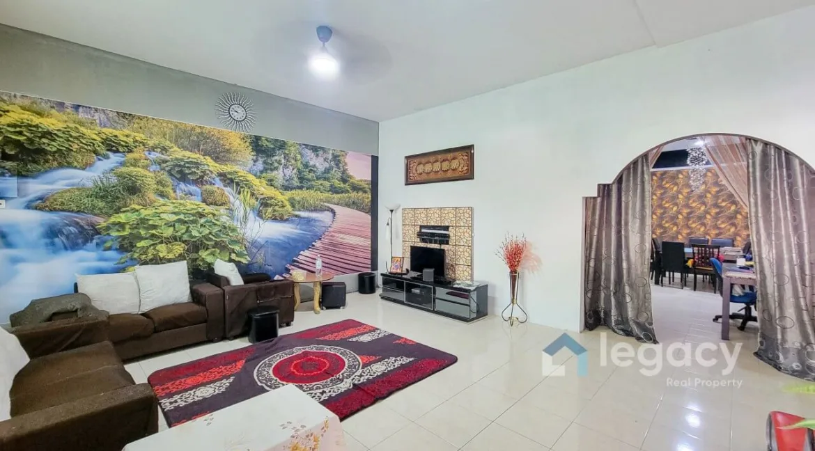 rumah-teres-superlink-2-tingkat-untuk-dijual-di-taman-panglima-teluk-intan-06