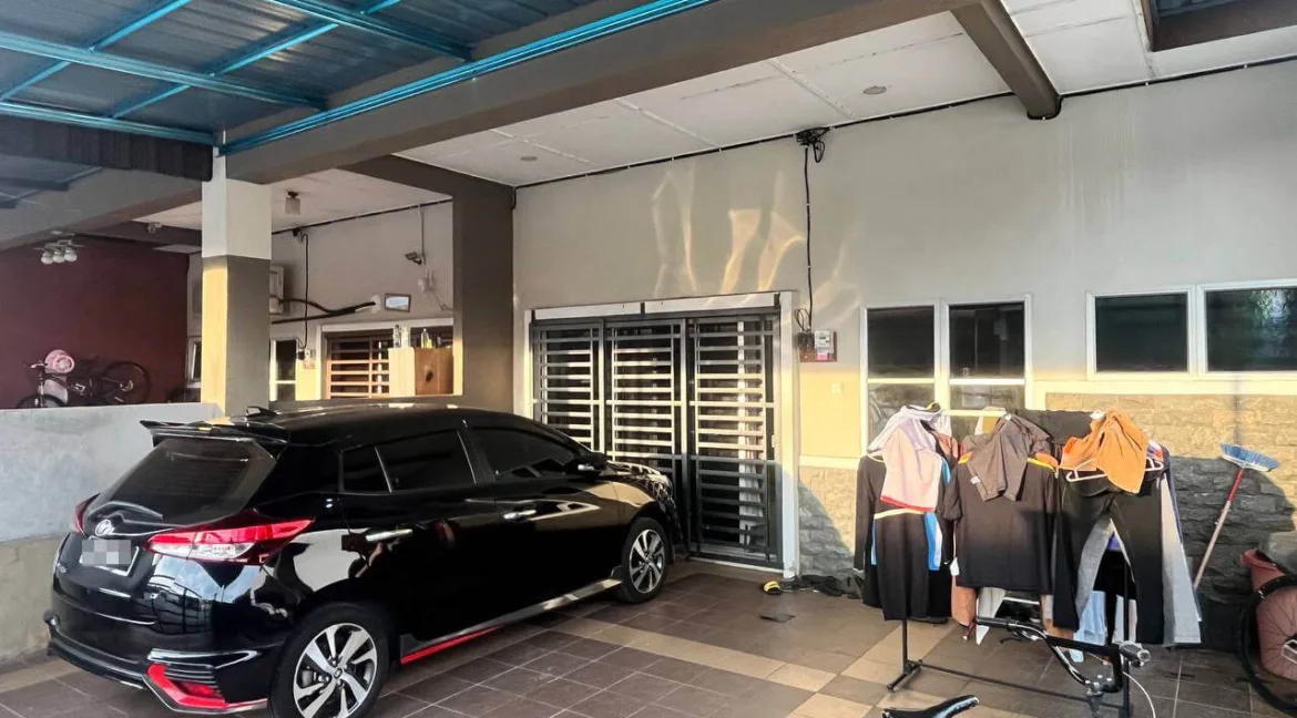 teres-setingkat-untuk-dijual-di-desa-pengkalan-bandaraya-ipoh-01