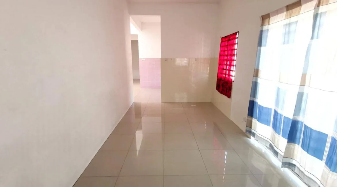 rumah-berkembar-setingkat-semi-d-untuk-dijual-di-taman-behrang-bitara-12
