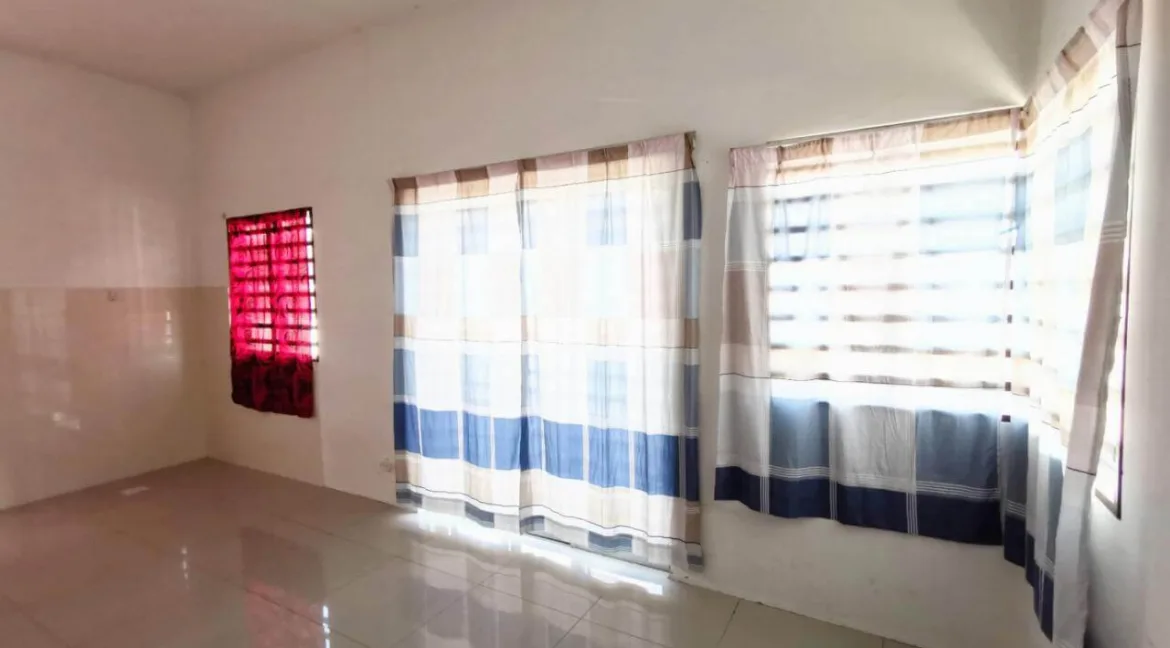 rumah-berkembar-setingkat-semi-d-untuk-dijual-di-taman-behrang-bitara-13