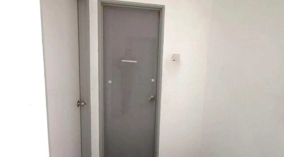 rumah-berkembar-setingkat-semi-d-untuk-dijual-di-taman-behrang-bitara-25