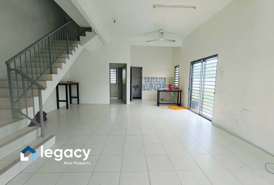 rumah-semi-d-dua-tingkat-untuk-dijual-di-klebang-harmoni-ipoh-04