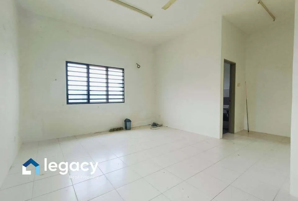 rumah-semi-d-dua-tingkat-untuk-dijual-di-klebang-harmoni-ipoh-08