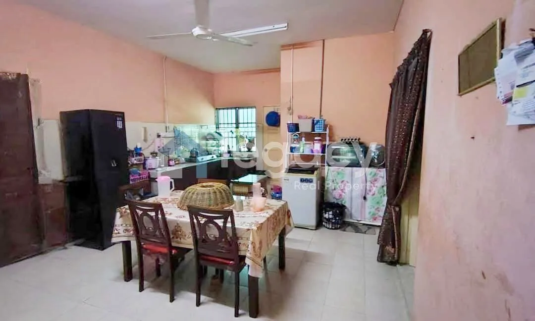 rumah-semi-d-setingkat-untuk-dijual-di-manjung-baru-seri-manjung-13