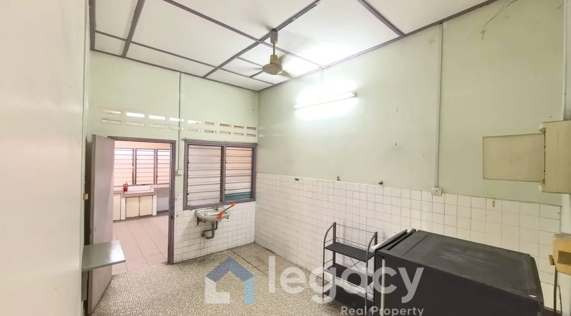 rumah-semi-d-setingkat-untuk-dijual-di-taman-merdeka-garden-ipoh-15