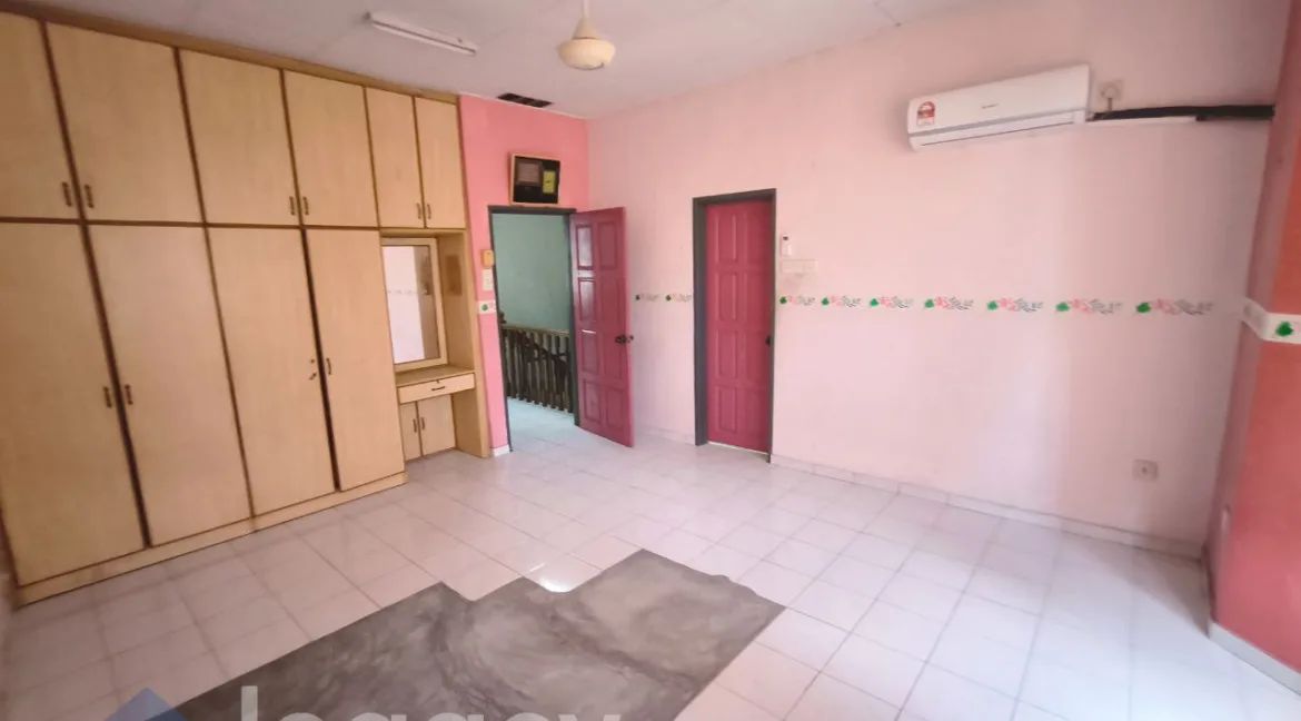 rumah-teres-2-tingkat-untuk-dijual-di-taman-pinji-mewah-ipoh-17