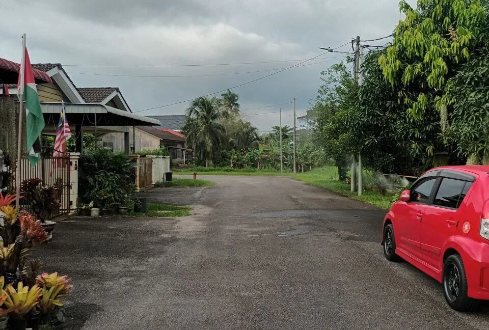 rumah-teres-satu-tingkat-untuk-dijual-di-taman-kamunting-1-kamunting-04