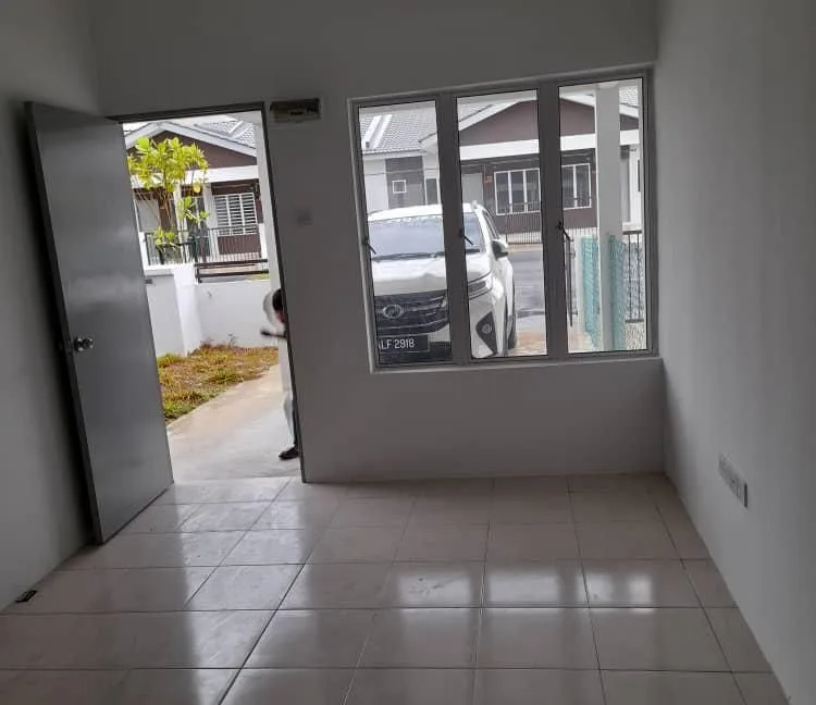 rumah-teres-setingkat-di-taman-kamunting-1-2-04