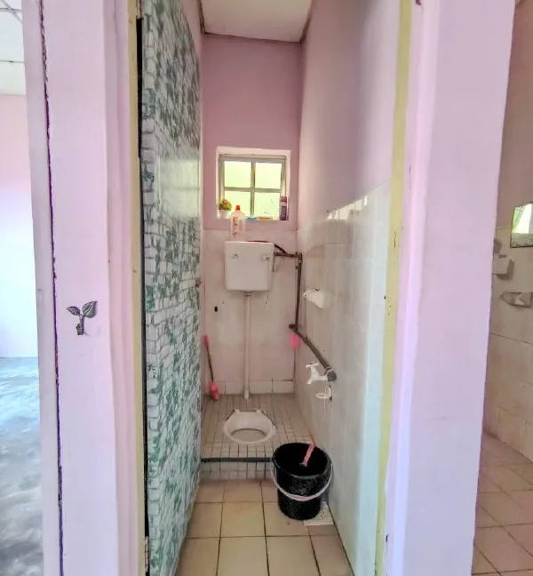 rumah-teres-setingkat-untuk-dijual-di-taman-fasa-2j-seri-manjung-14