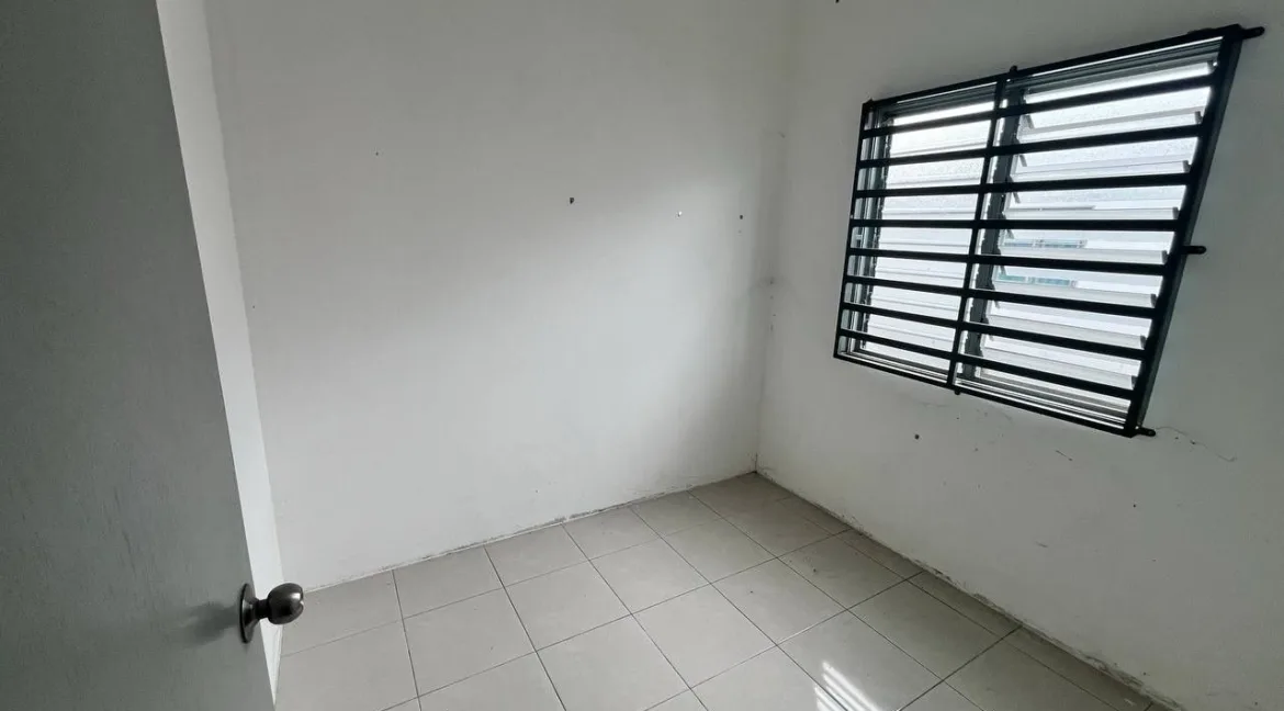 rumah-teres-setingkat-untuk-dijual-di-taman-kurau-jaya-kuala-kurau-14