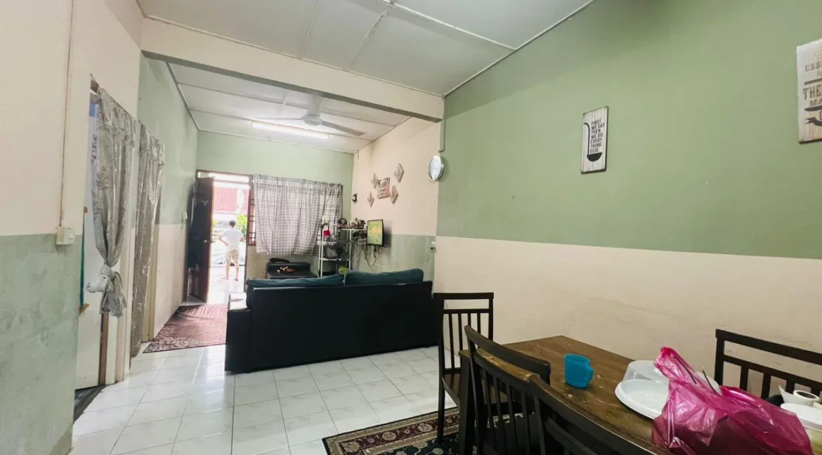 Rumah Teres Setingkat Corner Lot Untuk Dijual Di Dataran Bemban Jaya, Batu Gajah-12