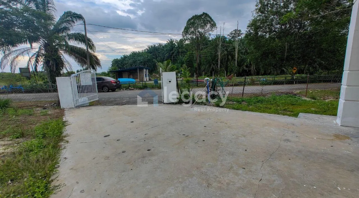 banglo-setingkat-corner-lot-untuk-dijual-di-desa-tronoh-03