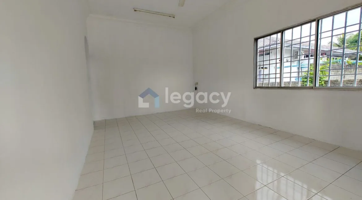 banglo-setingkat-corner-lot-untuk-dijual-di-desa-tronoh-09