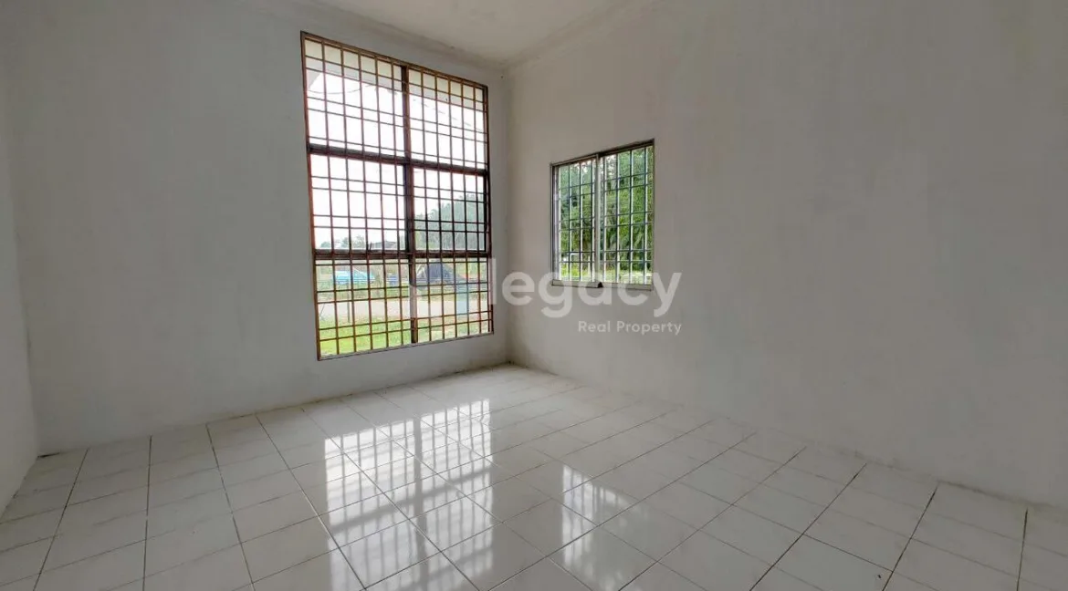 banglo-setingkat-corner-lot-untuk-dijual-di-desa-tronoh-10