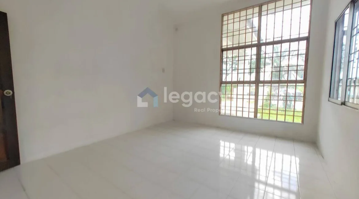 banglo-setingkat-corner-lot-untuk-dijual-di-desa-tronoh-11