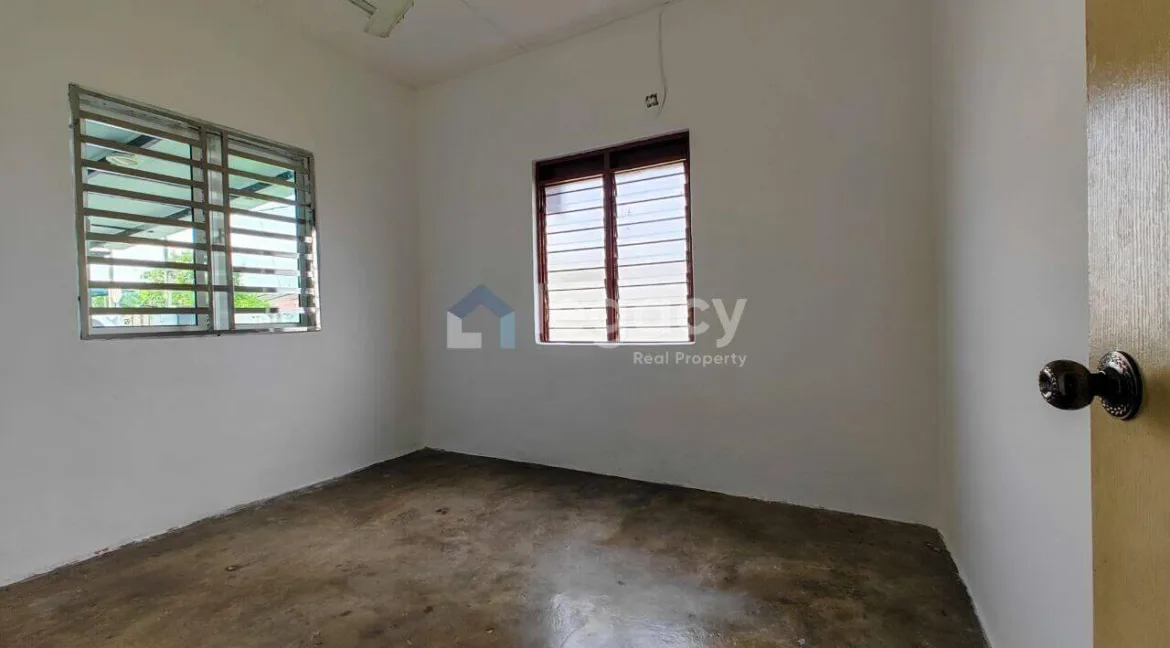 rumah-teres-corner-lot-untuk-dijual-di-taman-seri-mawar-manjung-08