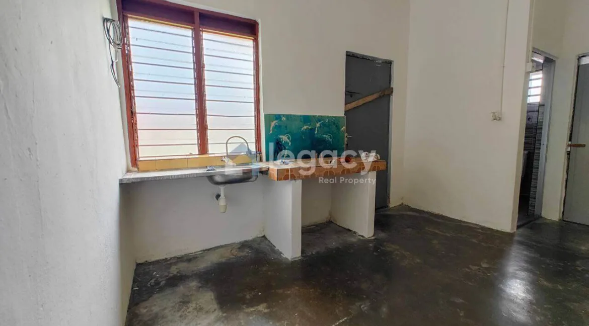rumah-teres-corner-lot-untuk-dijual-di-taman-seri-mawar-manjung-12